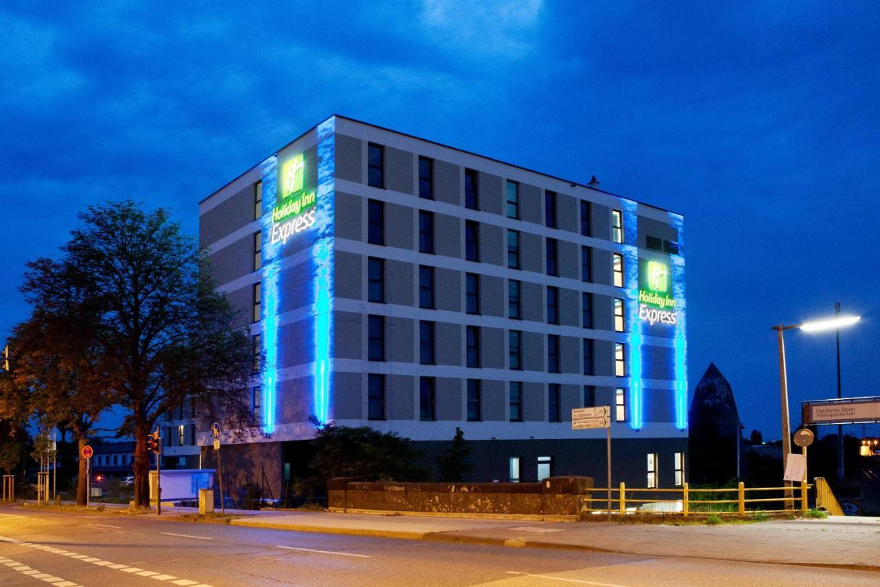 Holiday Inn Express - Darmstadt, An Ihg Hotel Екстериор снимка